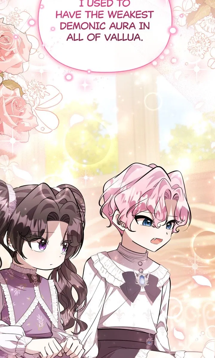 Read The Villain’s Daughter Plans to Run Away Manga Online